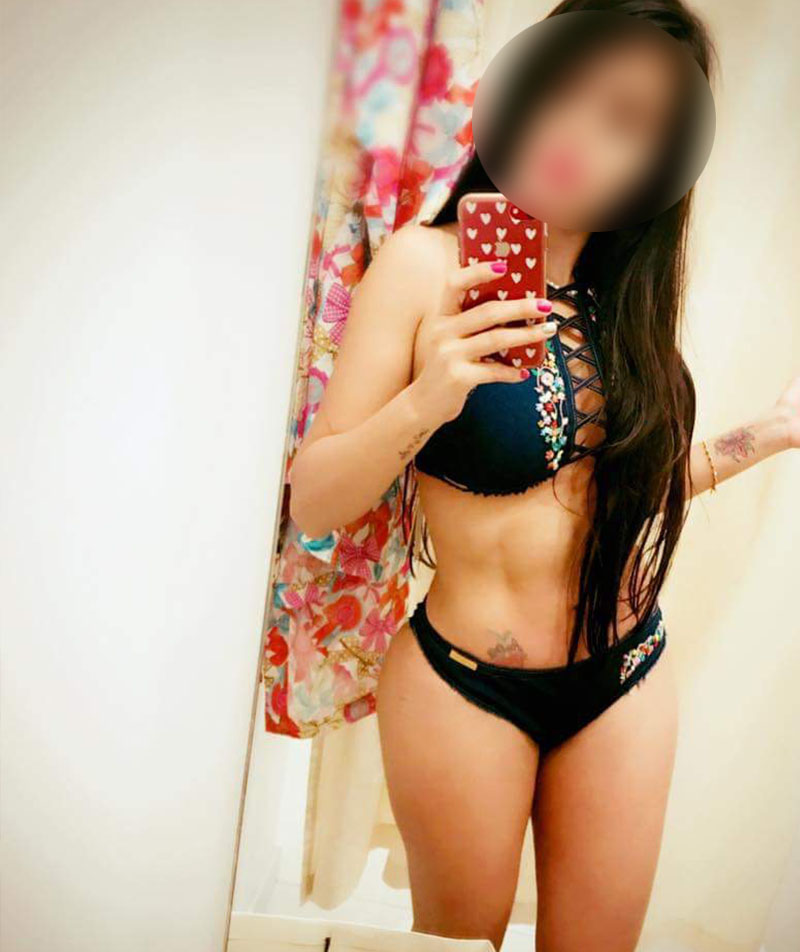 Chandigarh Escorts - Housewives